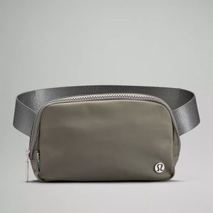 Lululemon Athletica belt bag